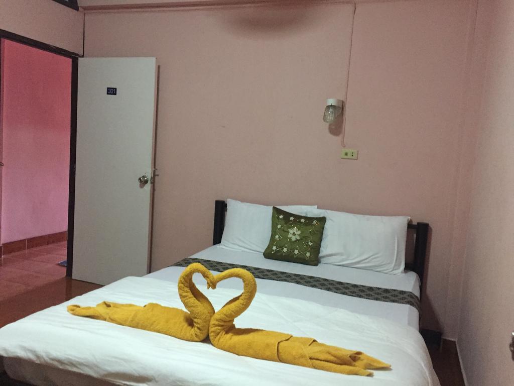 Marina Ao Nang Guesthouse Екстер'єр фото