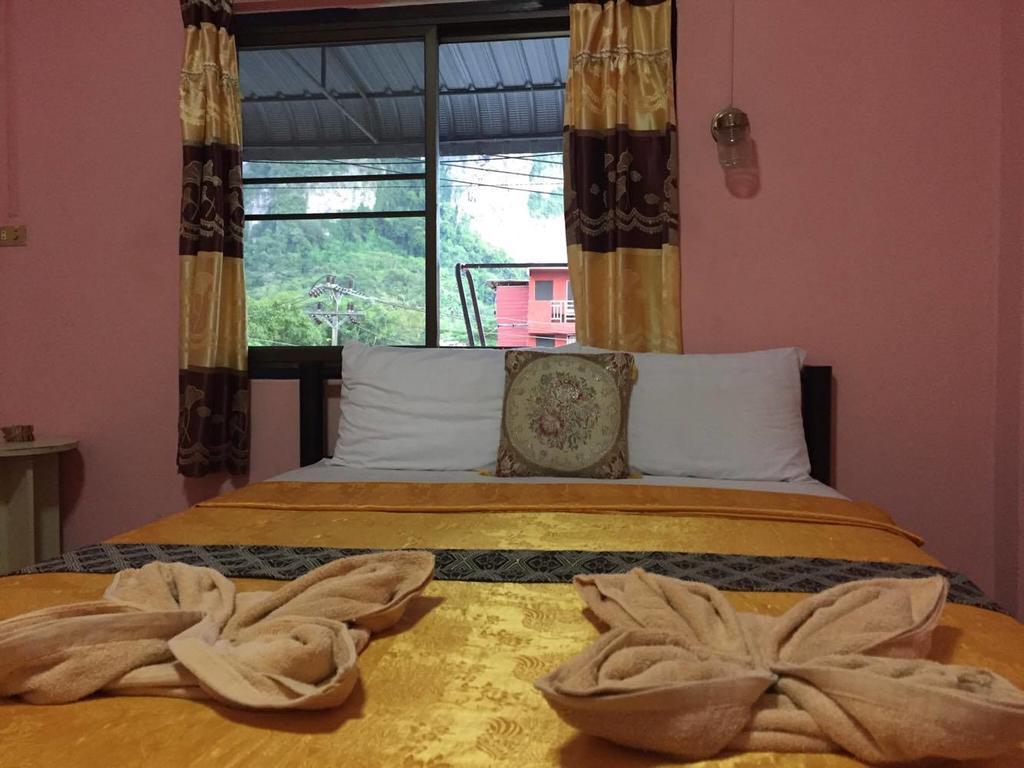 Marina Ao Nang Guesthouse Екстер'єр фото